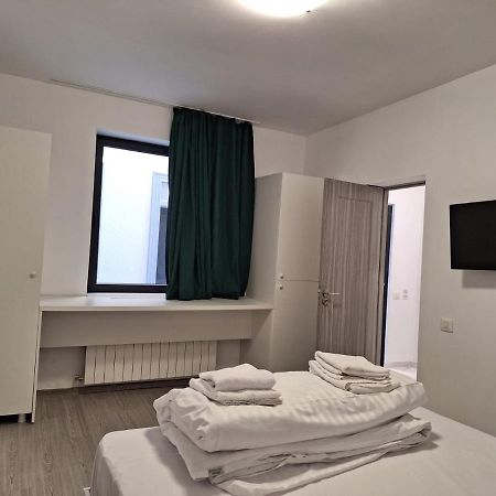 The Continental Studios Bucharest Luaran gambar